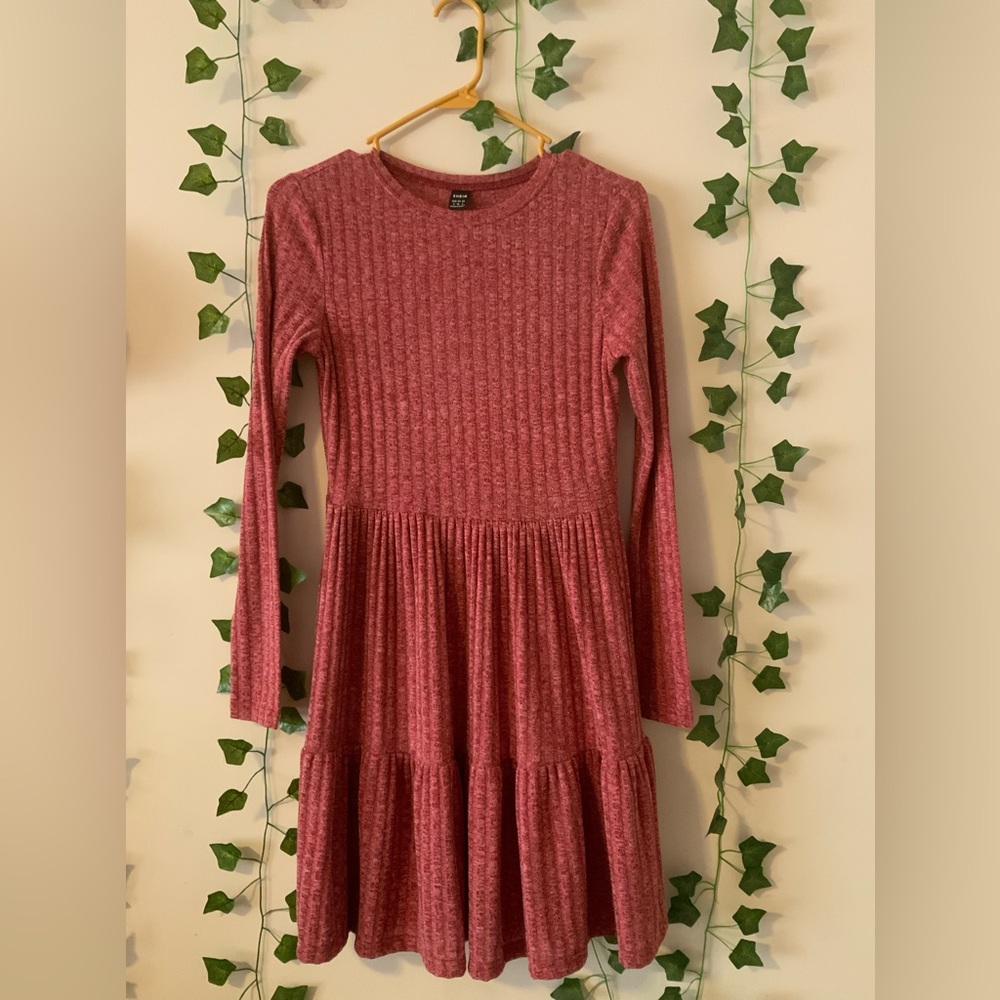 Long sleeve pink dress